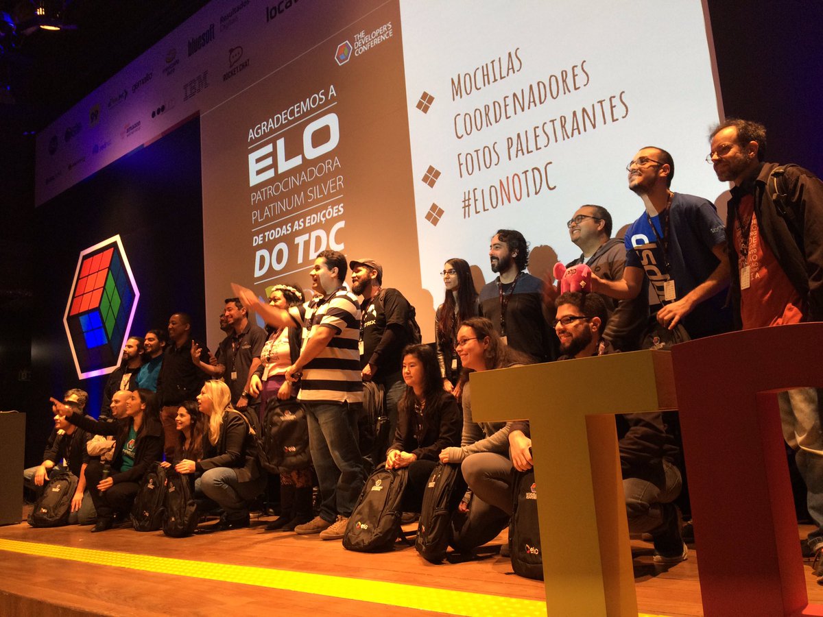 PerdidoNoTeste's tweet photo. #theDevConf coordenadores https://t.co/NKTPbSdzYG