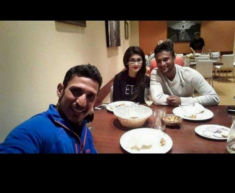 ShisirRahman's tweet photo. Dinner time https://t.co/sqxqcoZ2XF