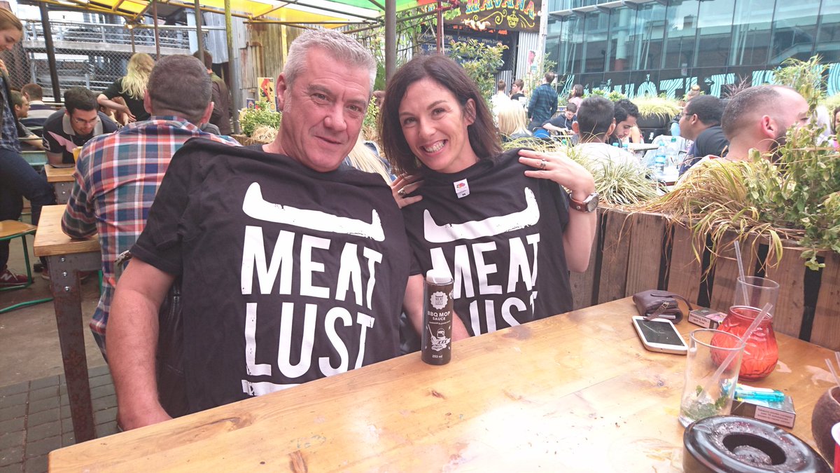 dirty_food's tweet photo. FOLLOW &amp; RETWEET COMP 
WIN
2 x DIRTY 🍔 
2 x DIRTY 🍟 
2 x @MeatLust 👕
FRIDAY NIGHT @beatstreetmcr 
RETWEET 
Go Go Go! https://t.co/J9bRboIWFE
