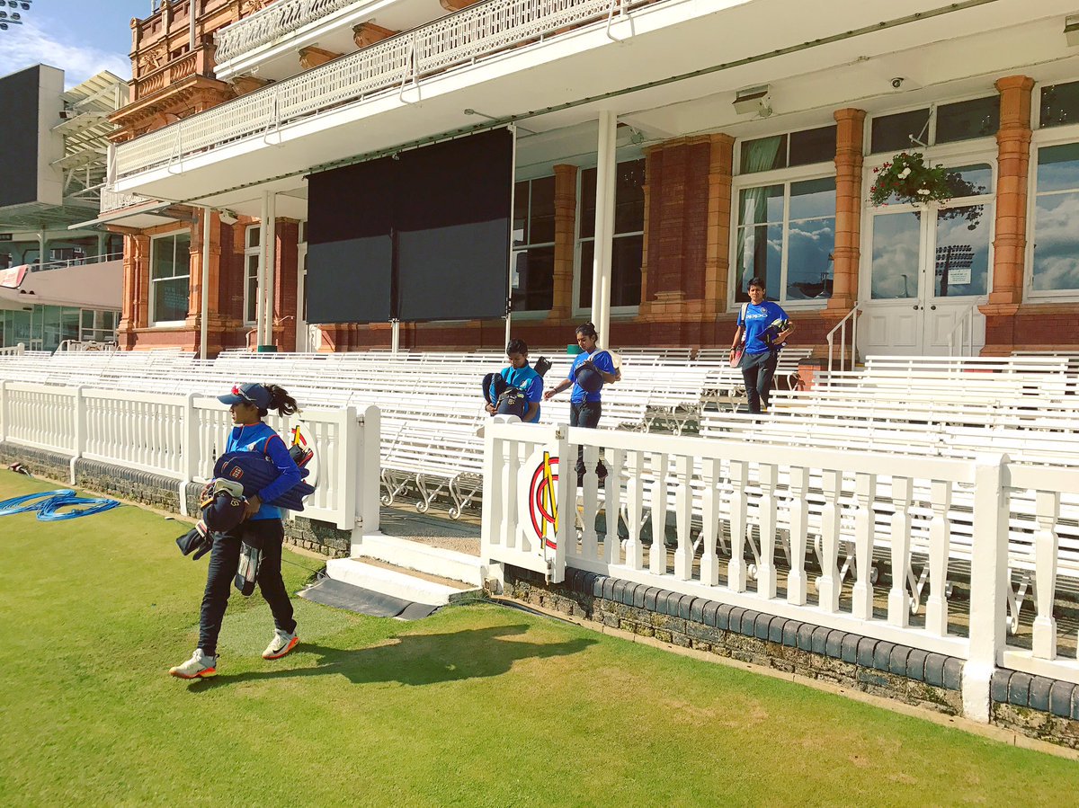 news24tvchannel's tweet photo. Women's World Cup final: Upbeat India aim to stun England #WWC17 #IndvEngfinal https://t.co/uIJ9jC6ByR https://t.co/p4dH0DAUCZ