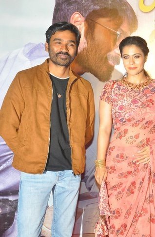 Chowdrey_Pro's tweet photo. #VIP2Promotions clicks Of @dhanushkraja !! #VIP2PressMeet https://t.co/5eeueiCa1e