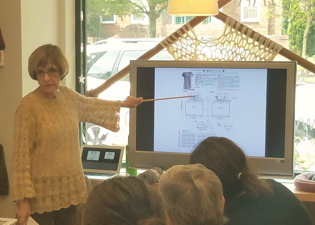 WoolWinders's tweet photo. Gayle Roehm is teaching us how to understand Japanese knitting patterns! This is AWESOME! https://t.co/2EmEXKxf92