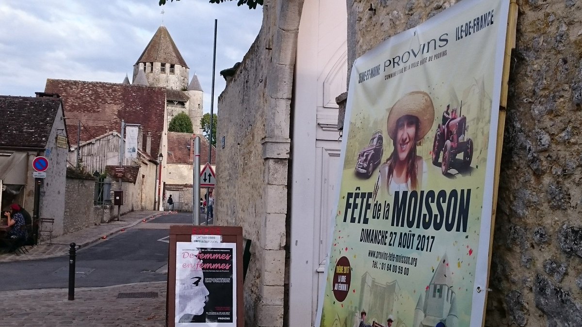 Venez nous retrouver aux Lueurs du temps de Provins. 
#provins #dansle77 # iledefrance #moisson #fête #exposition