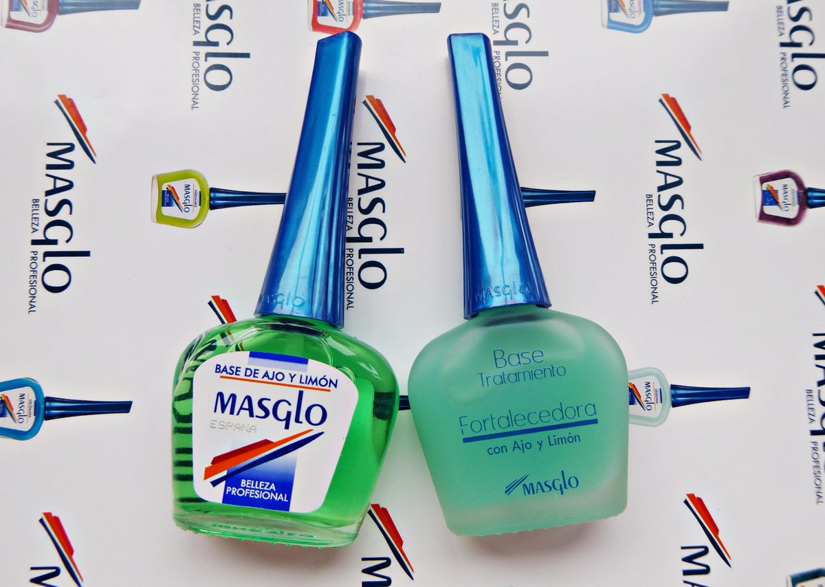 Envueltaencrema's tweet photo. Bases de ajo y limón de @masgloeuropa https://t.co/J9hIY0EtCM #masglo #makeupnails #makeupblogger #nailcare https://t.co/bP6BgbIMYE