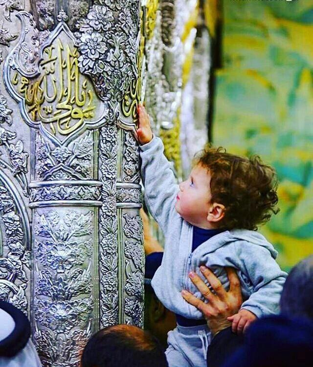 feekatree6's tweet photo. @iraqkueen أودع الله في اسم الحسين قوة جاذبة فبمجرد أن تقول أو تسمع #ياحسين تتجلى الدمعة عاطفة وترتعش الشفة قصيدة وتنحني السماء قبلة على وجه كربلاء🙏♥.. https://t.co/GYfwDDD97A