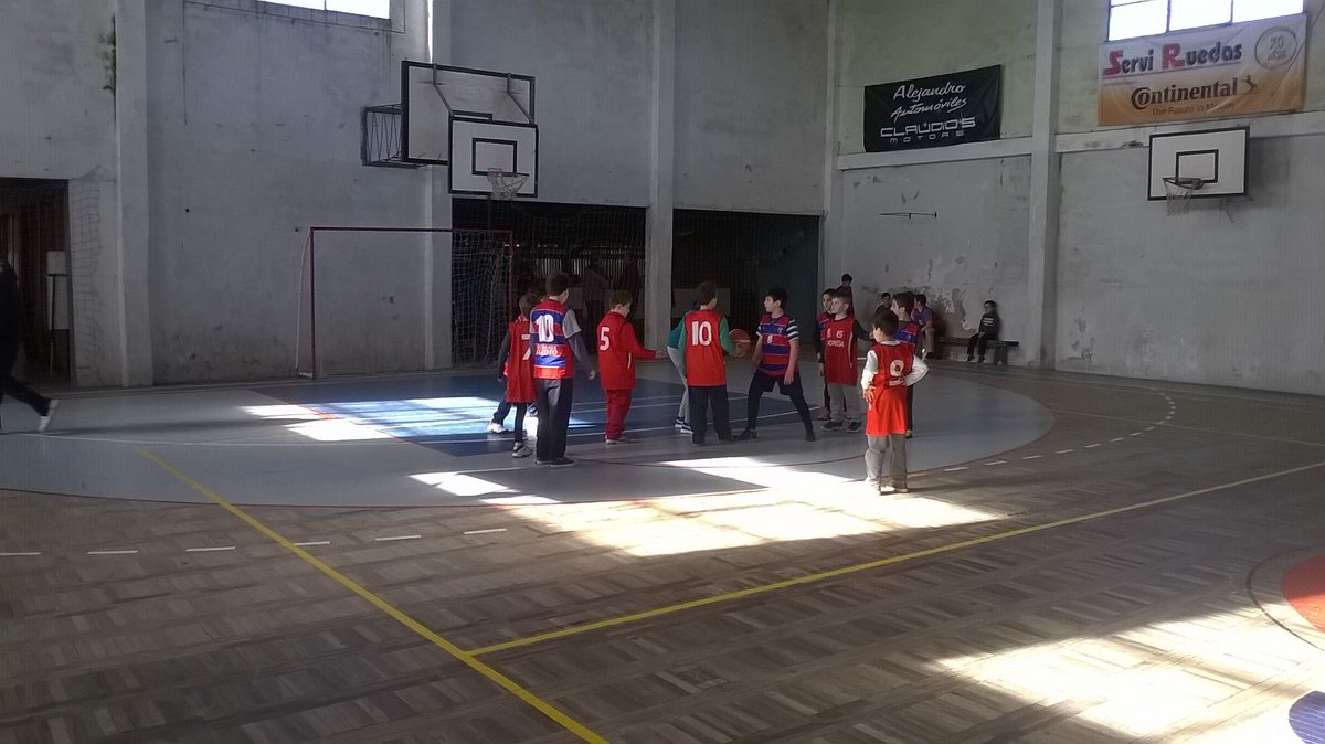 GermanLapasta's tweet photo. Encuentro de basket en Tala, nuestra Escuela Municipal Florida , Tala y San Jacinto; categoría Minis. https://t.co/CaQFnRg1Th