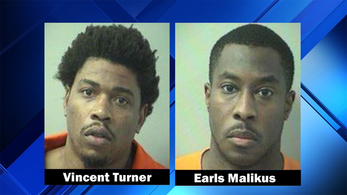 Miami man buys alcohol, sports goods with counterfeit credit cards, deputies say bit.ly/2uKQjgp https://t.co/Orysi7vX6W