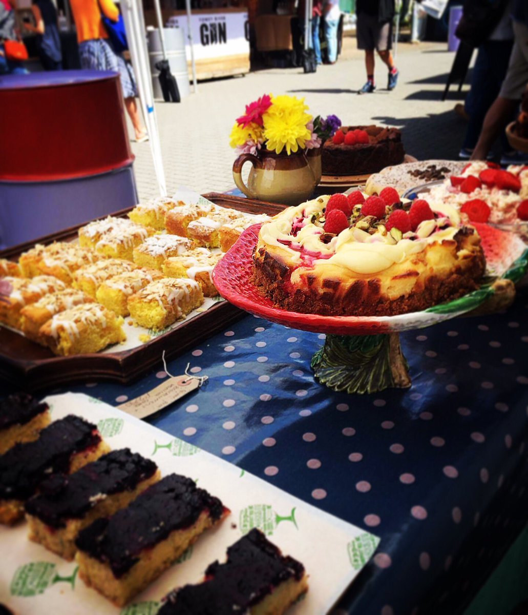 Great day <a href="/WadebridgeWines/">Wadebridge Wines</a> Gin festival! Amazing array of Cornish Gins! #local #gin #wadebridge #cameltrail #swisbest