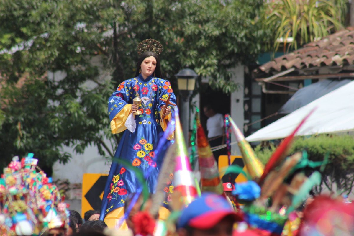 XicoVeracruzMx's tweet photo. En la Eucaristía en Honor a Sta Ma Magdalena el sacerdote nos recuerda el papel protagónico de la mujer en la Iglesia y en la vida de Jesus https://t.co/AvecepRITi