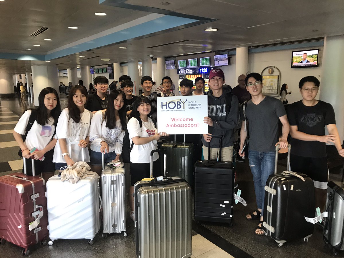 WLC_TAs's tweet photo. We are excited to welcome our Korean ambassadors to Chicago!! https://t.co/cVdvraJuNr