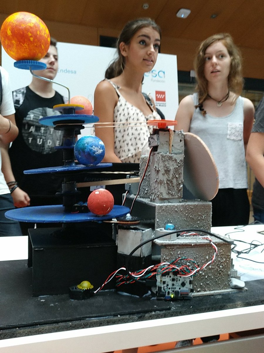 RetoTech's tweet image. #RetoTech18 está a la vuelta de la esquina. ¿Ya sabes cómo vas a hacer el vídeo para la inscripción? (Plazo abierto solo en Septiembre)