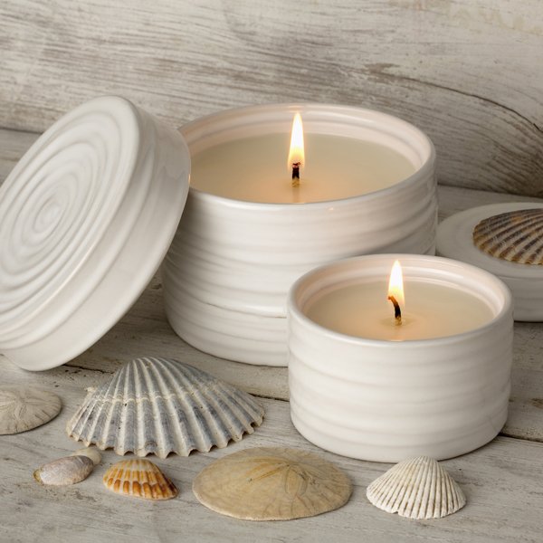 ProsperityCndle's tweet photo. Simplicity says it all. New styles at https://t.co/D0yBaclfQg. #summervibes #summercandle #patioessentials https://t.co/EDVEo6glDU