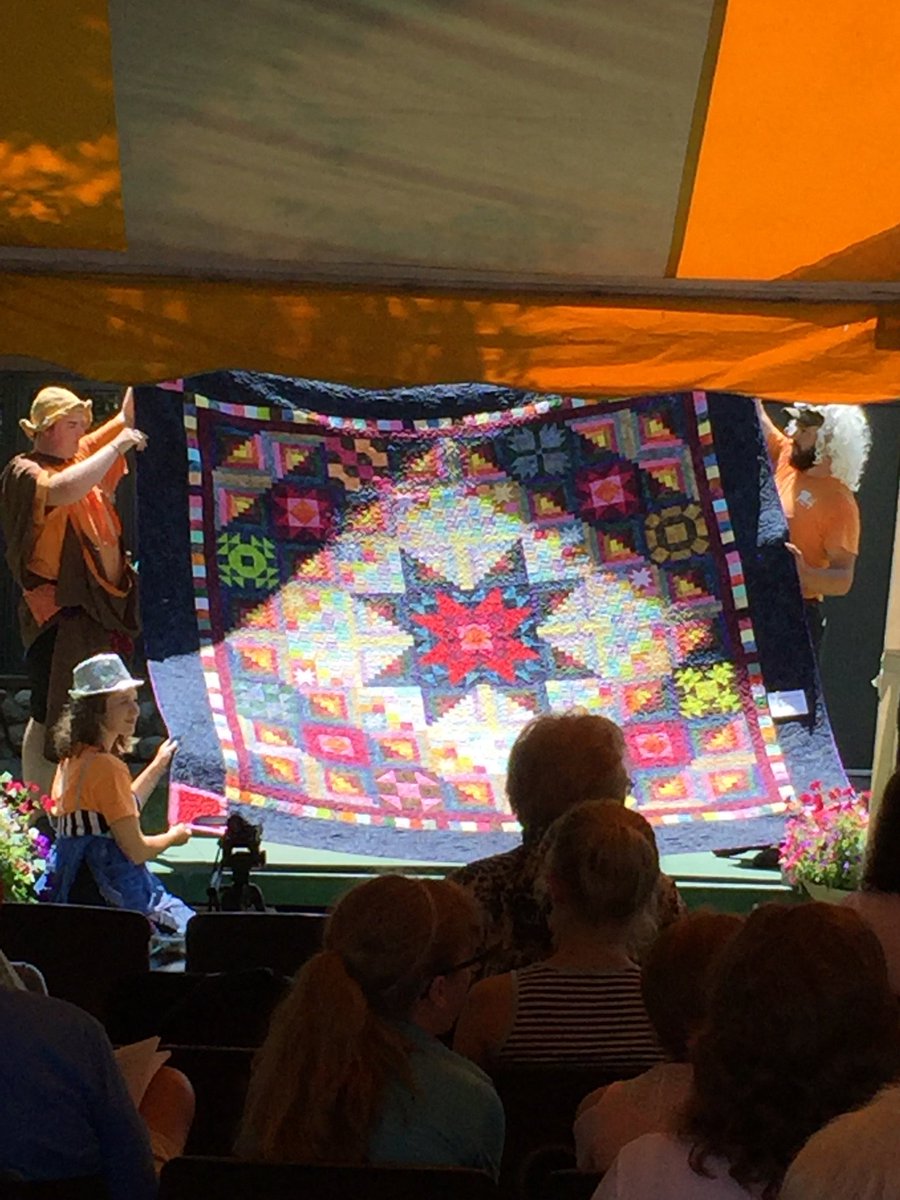 Green_Lake_LM's tweet photo. The Quilt Auction is off and running! We are lakeside at GLBC or you can bid online at https://t.co/iIUiMLPNz0! https://t.co/19TgZSTbUR