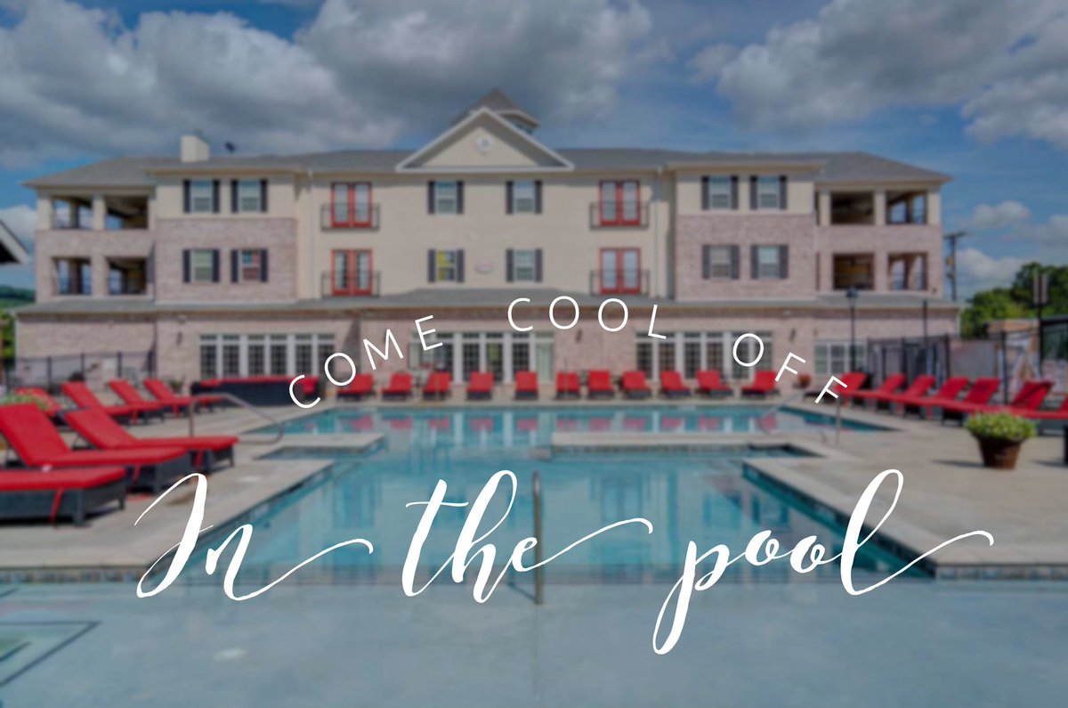 VarsityHouseFay's tweet photo. It's a hot day in Fayetteville! Make sure to come by and cool off in the pool! #VHFay #Pooldays #summer2017 #sweetsweetsummertime https://t.co/LnpnxdYn1O