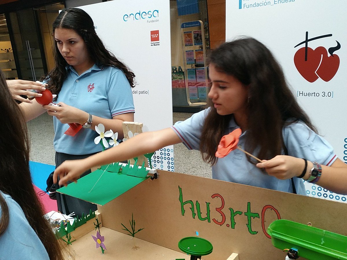 RetoTech's tweet image. #RetoTech18 está a la vuelta de la esquina. ¿Ya sabes cómo vas a hacer el vídeo para la inscripción? (Plazo abierto solo en Septiembre)