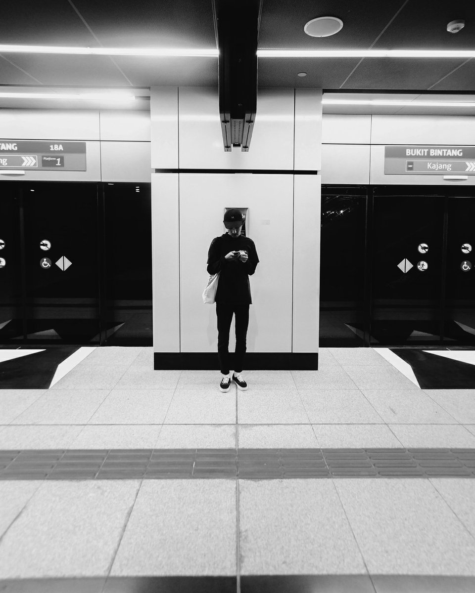 mhmdzlhfz_'s tweet photo. Moments. #BnW https://t.co/bfZJs5Sl8X