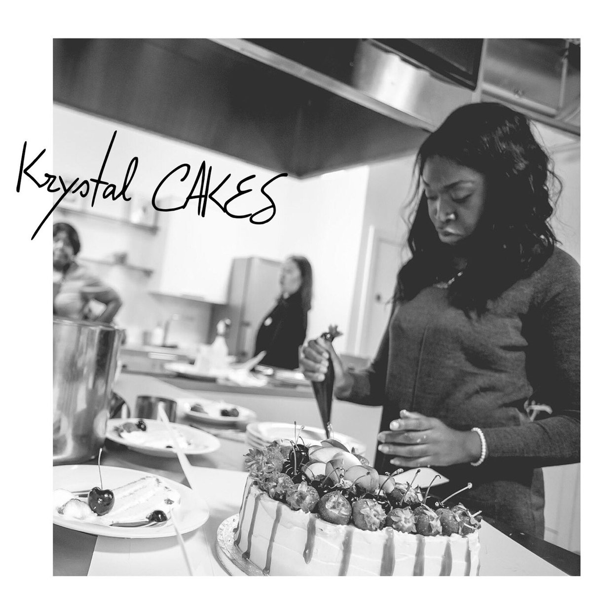 Jslittlekitchen's tweet photo. If you don't know you better get to know. One of the best in the game, Krystal Cakes

#cake #londonbaker #organic https://t.co/SFtbUHCmgW