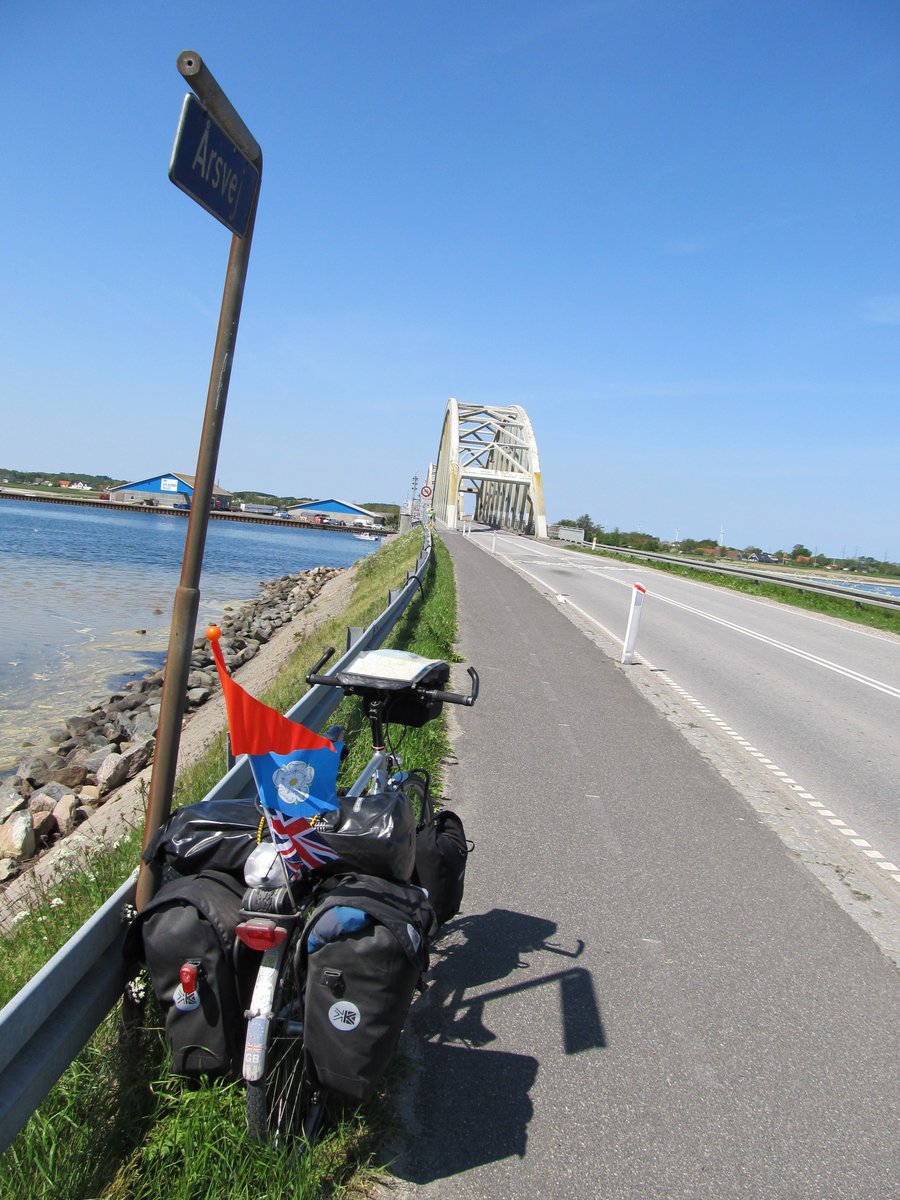 BahaNick16's tweet photo. @Jane9B9 @RantyHighwayman How cool, I swung West for The #Aggersund Bridge bound for #Frederikshavn and the ferry to #Goteberg https://t.co/u5I2uPwwhM