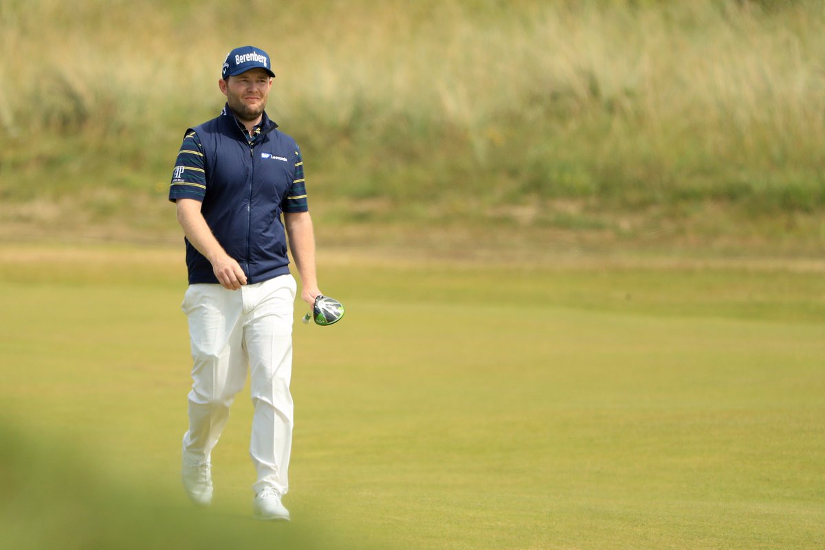 DPWorldTour's tweet photo. 62 watch!

Branden Grace needs to par the 18th to record the first 62 in a Major... #TheOpen https://t.co/mzcSVhNCnN
