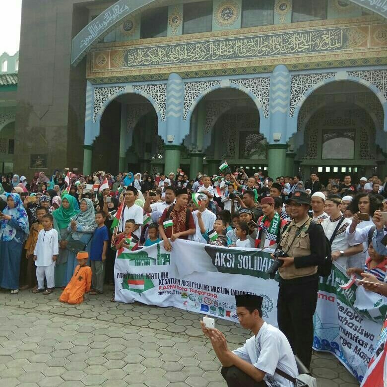 PelitaRohis's tweet photo. Bagian dari agenda Aksi Bela Al-Aqsha yaitu; Teatrikal, Tandatangan Para Peserta, dan Foto bersama.
#FreePalestine https://t.co/YVPvrtln4z