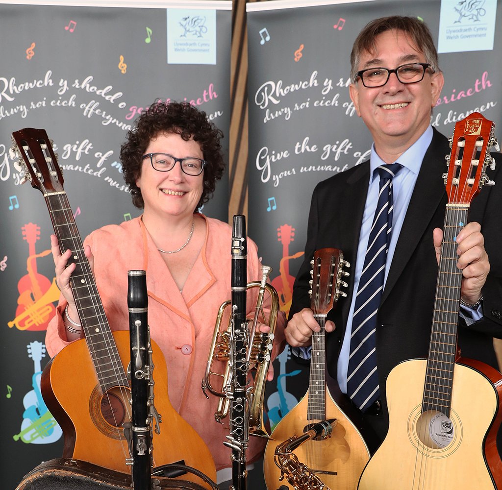 SeneddWales's tweet photo. .@WelshGovernment and National Assembly staff have donated unwanted musical instruments to a great cause #instrumentsforkids https://t.co/2ZgAw9tU0y
