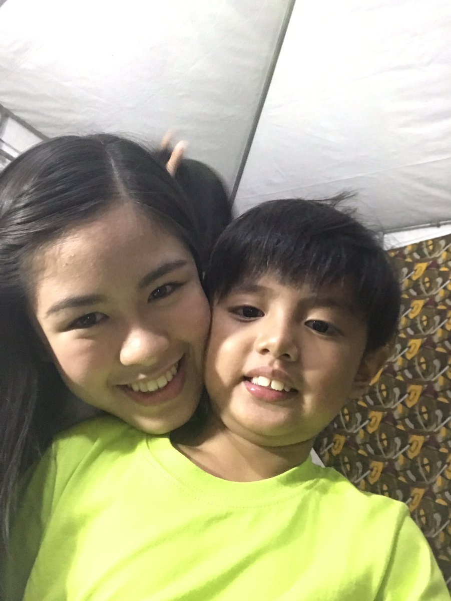 KissesDelavin's tweet photo. Hello my loves shooting na ulit kami! Thanks for today! But reserve those questions! Mauulit ito soon! I love you all! Mwaahhh! ❤️❤️❤️ https://t.co/yfJQDGMRIA