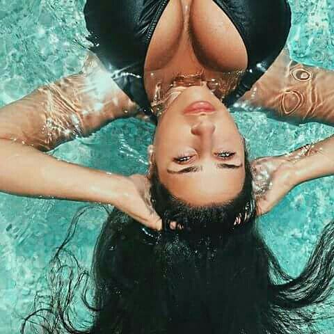 RevElisabeth12's tweet image. #NewModelAlert - @chiara.adele from #Italy
 instagram.com/chiara.adele/ #styleandcurvemag #bodypositive #model #plusmodel #summer #sea #bikini