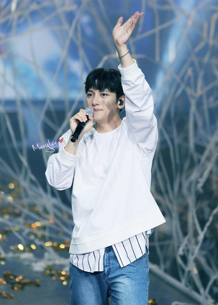 jichangwook_id's tweet photo. [PHOTO] 2017.07.22 "Jiscovery History Concert" 1st show #1

Cr : JI_Marylee
#jichangwook #jiscovery https://t.co/Y1VpV28yaL