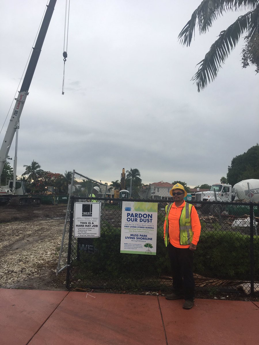 MiamiBeachNews's tweet photo. Living shorelines combine the best of natural &amp; man made worlds. Learn about these type of projects: https://t.co/vo8gTU47SO #MBRisingAbove https://t.co/zGl168wRzQ