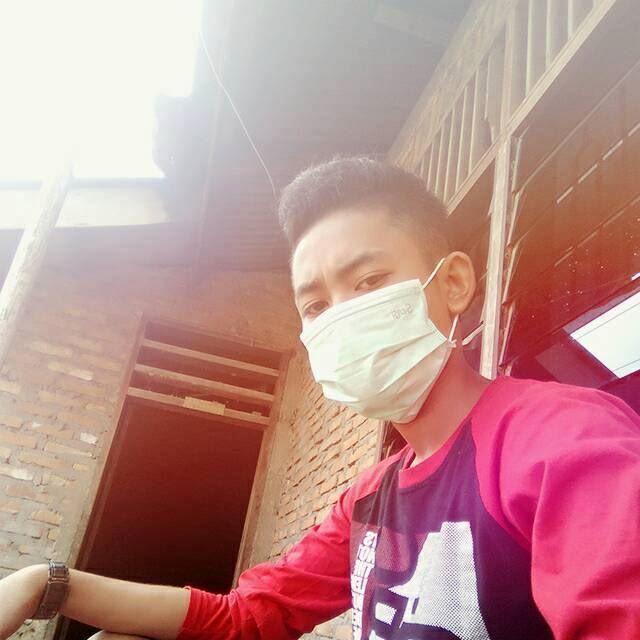 dimazwarsono's tweet photo. ayo pergi bersamaku > capek baru plg dari bengkel on #BIGOLIVE https://t.co/j4E23mQ1Be https://t.co/P7eObyDe6R