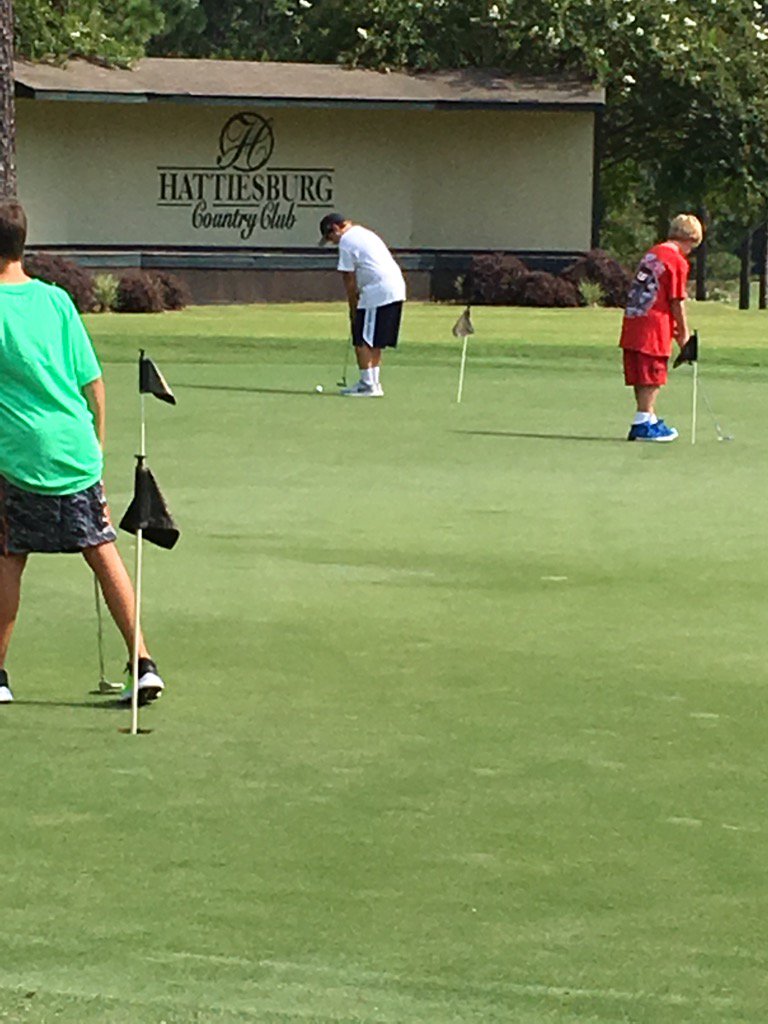 HattCountryClub's tweet photo. Great golfers at #SummerCamp2017. Sign them up for a pro tour! https://t.co/fXoak8vcMM