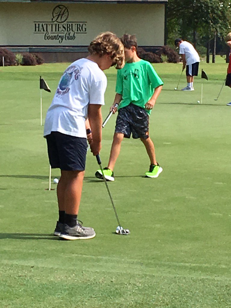 HattCountryClub's tweet photo. More great golfers. #SummerCamp2017 https://t.co/wjXLh6jvZJ