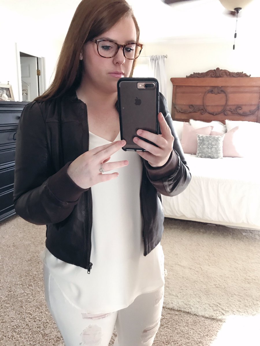 kristijopalmer's tweet photo. Record breaking heat in GA this week has me anxious for Fall weather! Can't wait to be able to wear this chocolate leather jacket on repeat! https://t.co/Fufya8lORA