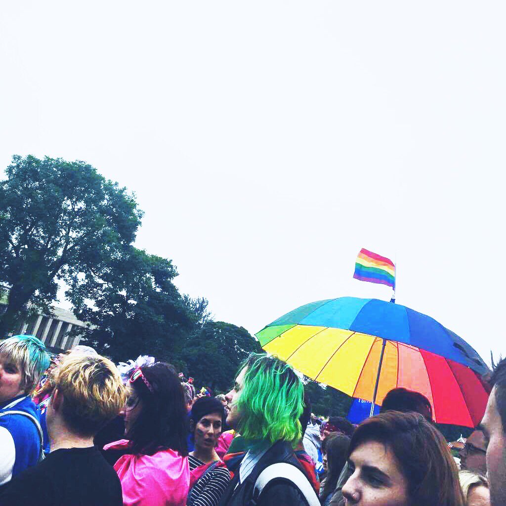 NEflowuk's tweet photo. Happy Pride!! ❤️💛💚💙💜#newcastlepride2017 #NEflow #lovewins 🏳️‍🌈☺️💪🏼 https://t.co/1Dhl7DbvmS
