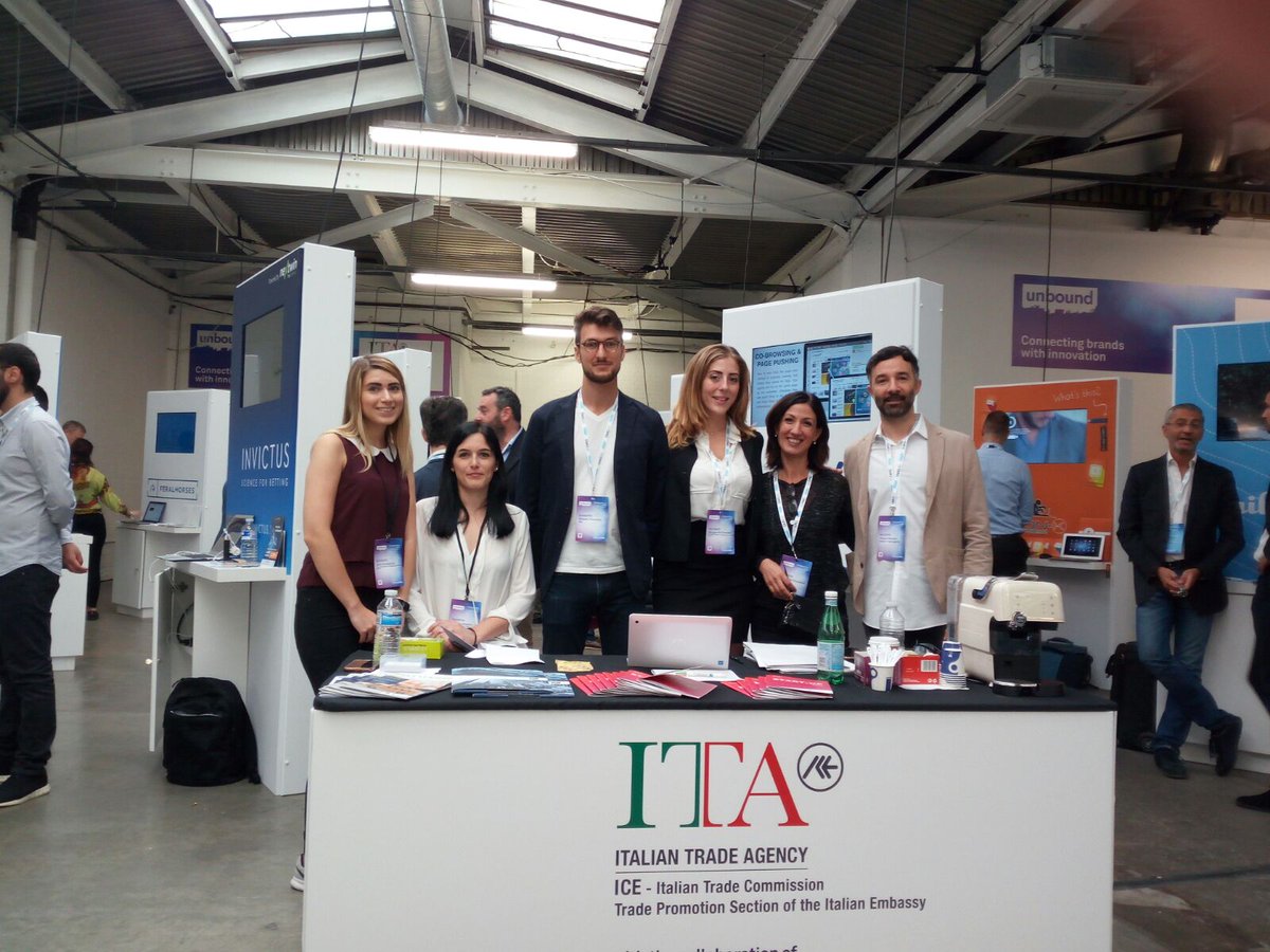 SinanCompass_UK's tweet photo. @ITAtradeagency  #UnboundLondon - Italian SME delegation at London Unbound 2017. A great turn out of investors meeting Italy's top SMEs. https://t.co/5WOMTx9ZOB