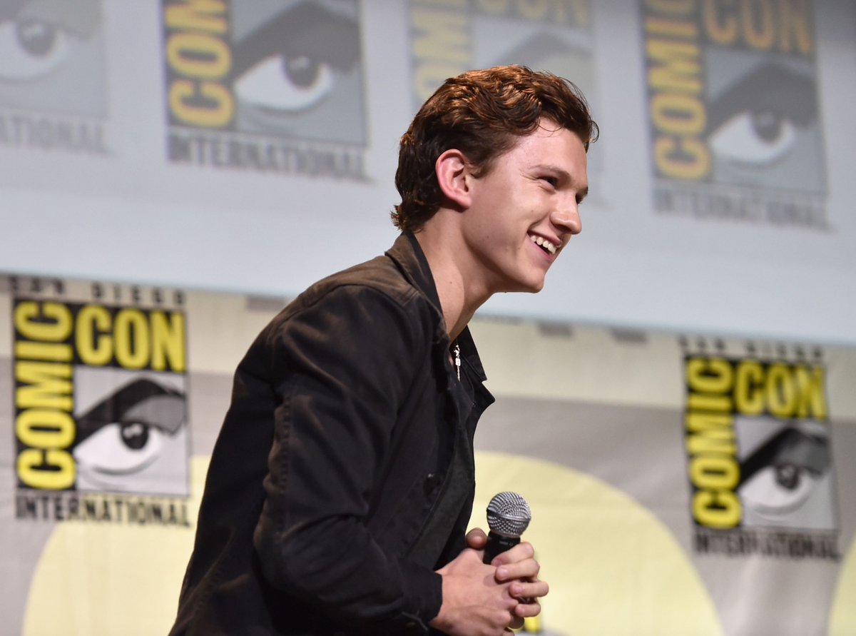 thollandfan's tweet photo. A little throwback to Tom's first comic con last year! #TomHolland https://t.co/2gdzeUOE7c