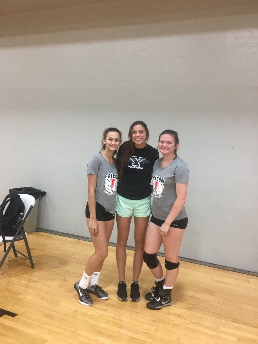 firelandsvb's tweet photo. Grind doesn't stop for the middleS #YSUVBTC2 https://t.co/anAl1Kn44L