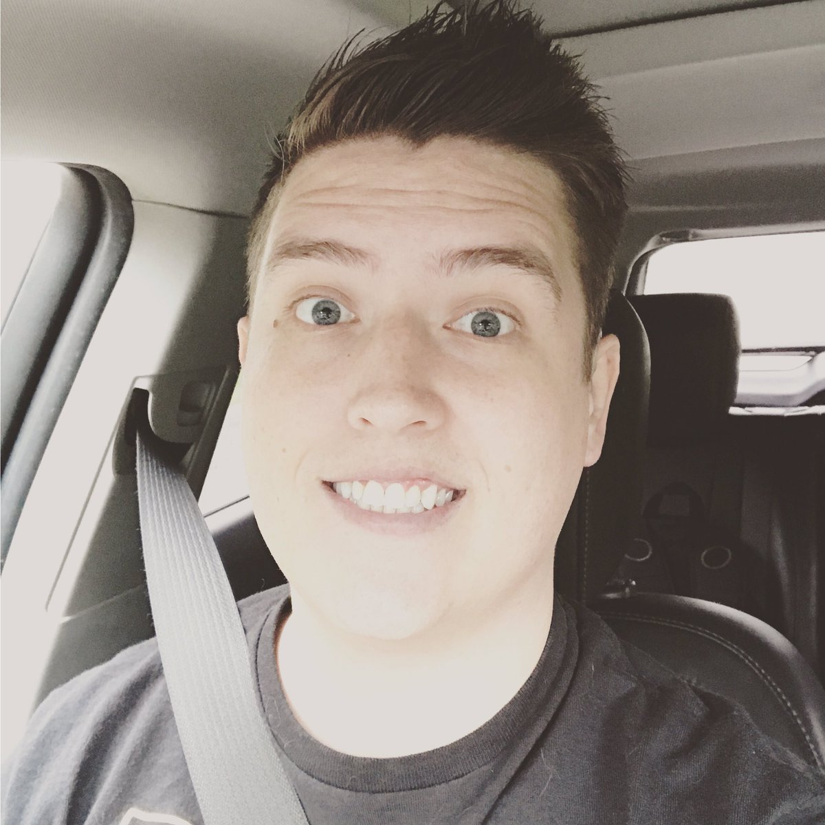 gamespacious's tweet photo. On the way to #ccag to find #videogames #ccagshow #classicconsoleandarcadegame #classicconsoleandarcadegaming https://t.co/QT2Q6xvXs2
