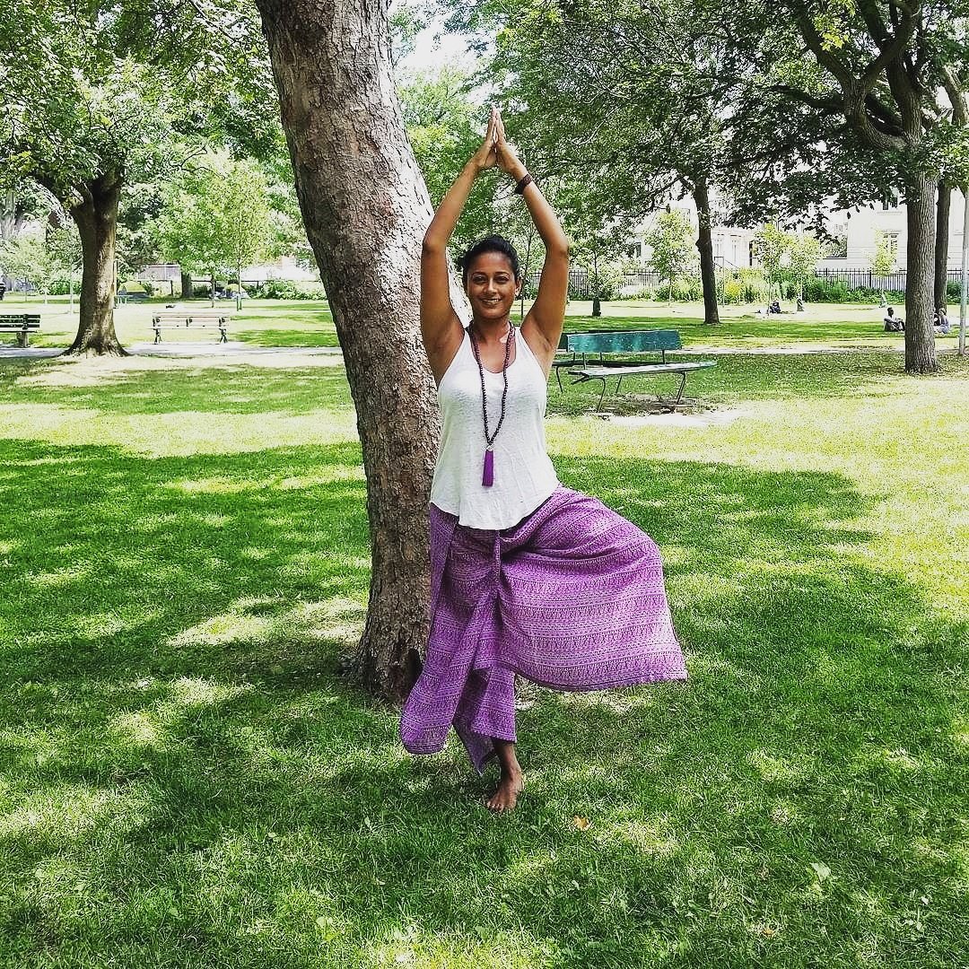 BloorStFitness's tweet photo. Yoga in the park Sunday July 23rd! Meet @BloorStFitness at 9am. #yoga #bsfclasses https://t.co/OPD0x044bZ