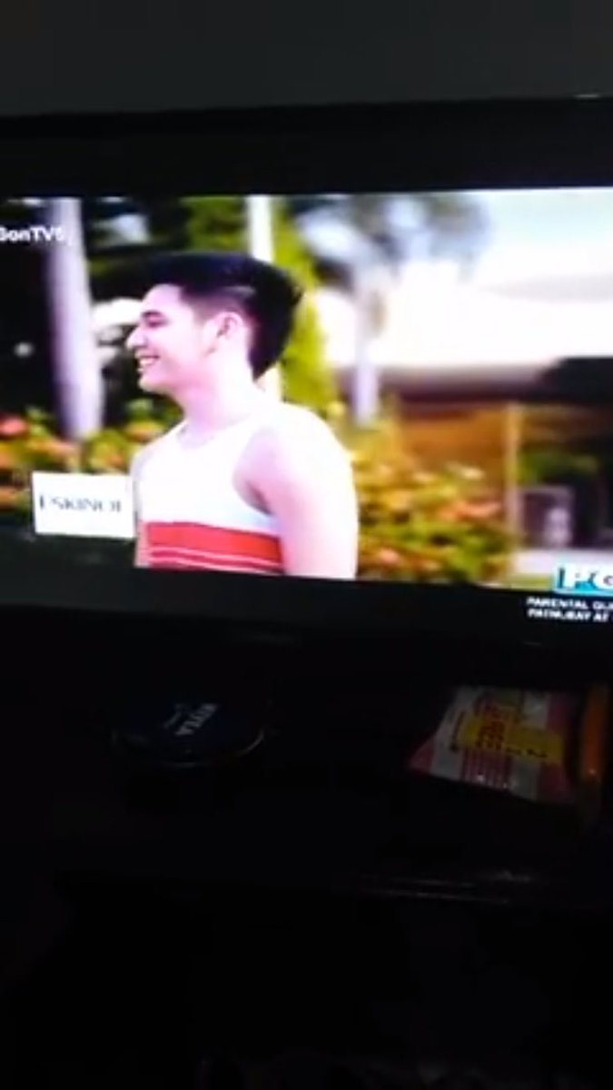 djnightshifter's tweet photo. Nakakainlove ang ngiti mo chance nakakagigil ka @fedejik @vimrushton @Gabeereal #CBTGonTV5 https://t.co/rV9b5cBaLA