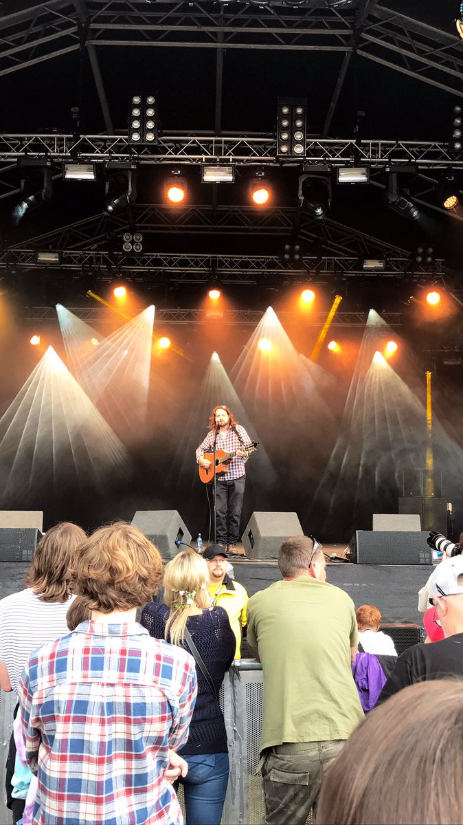alttickets's tweet photo. alt. favourite @WillVarleyMusic is also here @splendourfest. Here he is on the Main Stage! #altatSplendour https://t.co/pz2W2P663E