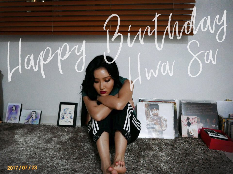 Happy Birthday #hwasa 💕
오늘은 #마마무 막냉이 
#화사 의 생일입니다!

#MAMAMOO #안혜진
#생일 #해피벌스데이
#🌟축🌟_혜진탄신일❤️