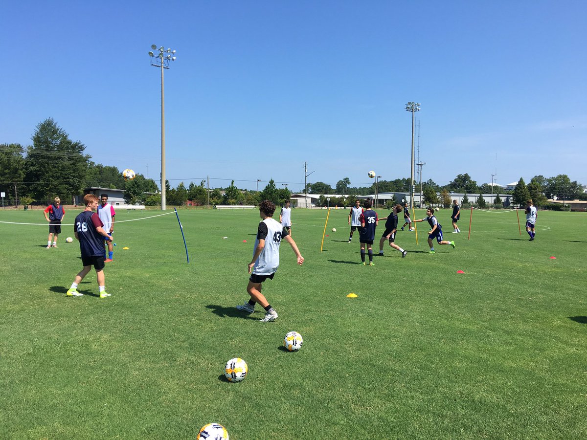 Socca_murf67's tweet photo. Soccer tennis recovery @GSAthletics_MSO @GATAFUTBOLCLUB beautiful day in Statesboro #nicebreeze https://t.co/wjfSh9MZsO