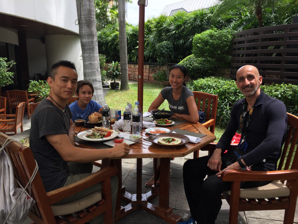 youwillPEAK's tweet photo. Big day- taking a healthy lunch break with the #tams - lu lu and Stan / more work to come soon! https://t.co/4tj1PVwuPq