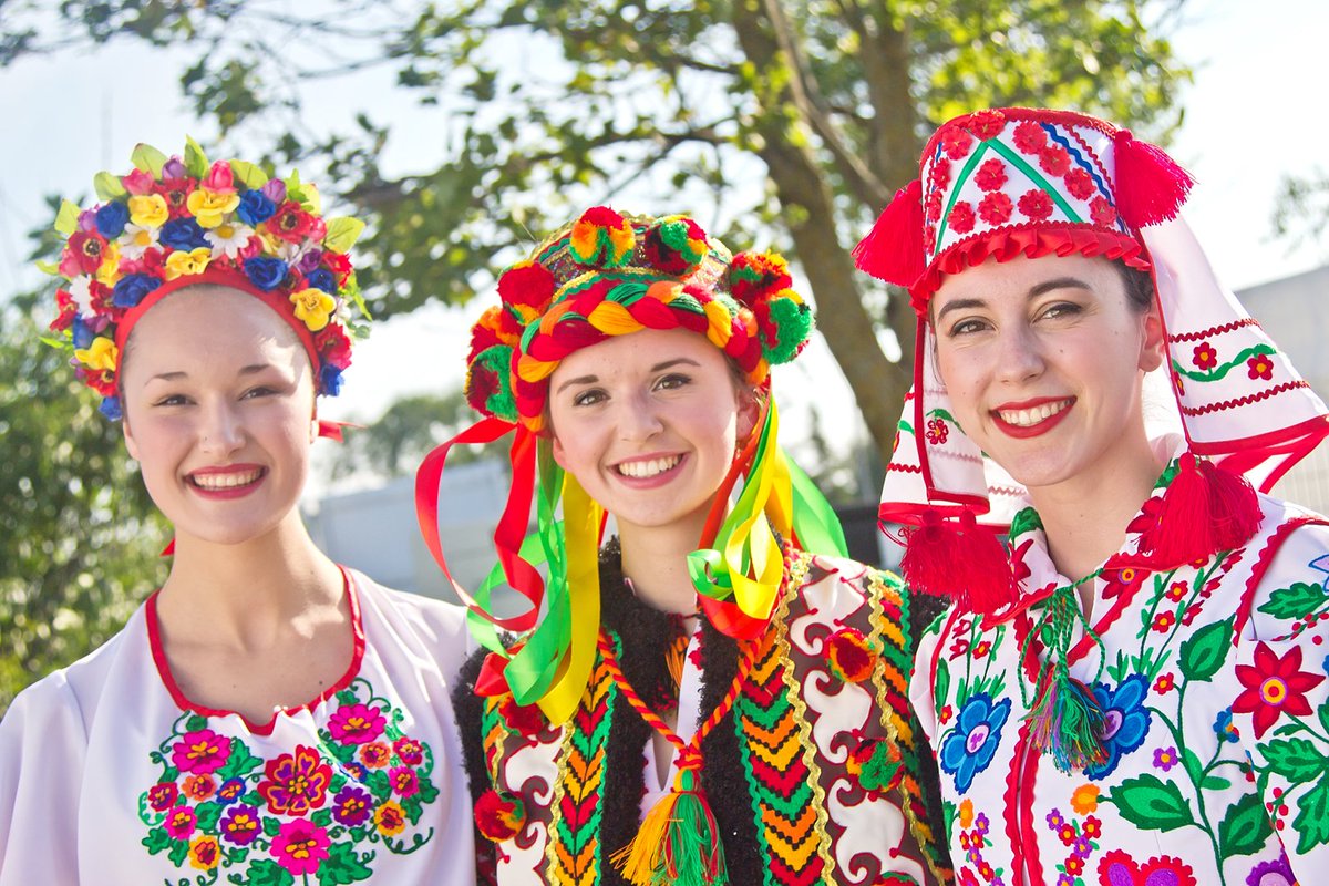 ottawalifers's tweet photo. Gates are now open at @CapUkrFestival for Day 2. Come experience all the color and culture of @Ukraine! #ukraine2017 https://t.co/UQzmQR9dkj