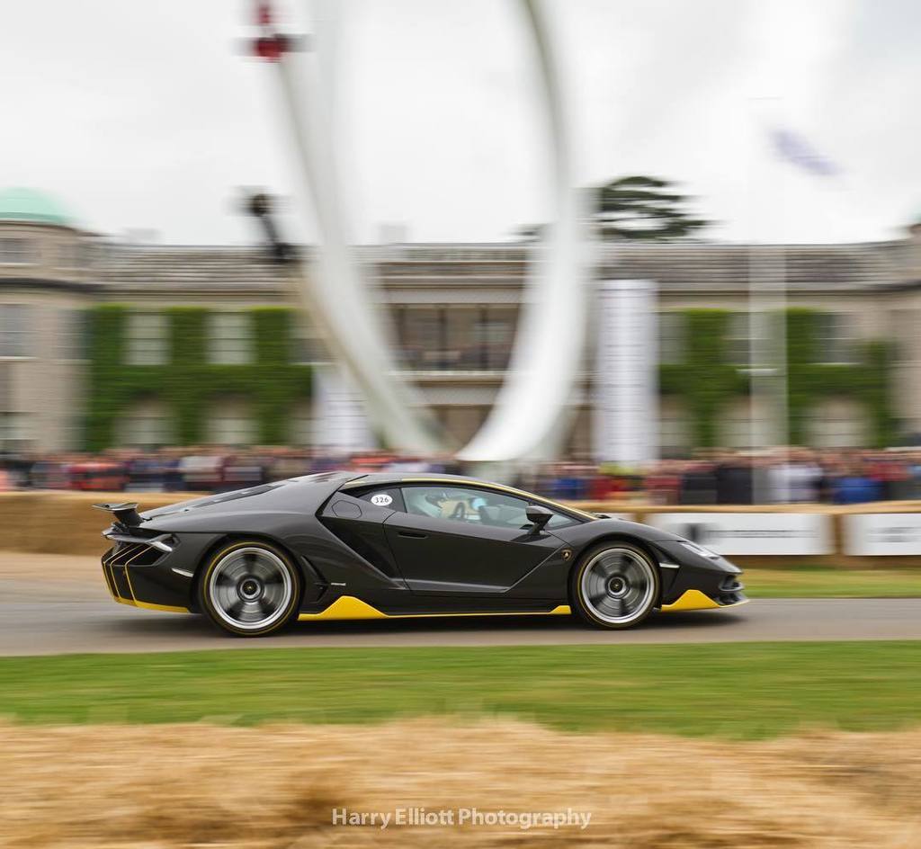 HEPhotographer's tweet photo. #Lamborghini #Centenario #goodwood #fos #lambo #centralfeature #supercar #automotive #photography #event https://t.co/dOY25D6OoV https://t.co/U633TDZc1O