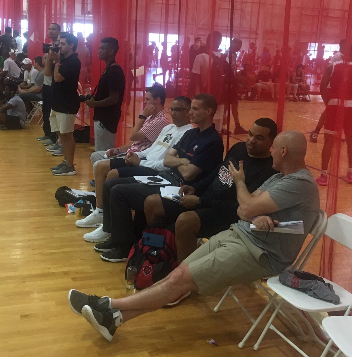 Zach_SEBBall's tweet photo. #ACC #BIG12 #BigEast #A10 #CAA #SoCon and several media outlets court side for @EVOHoops @teamloadednc #AdidasSelect https://t.co/P1MlqSKglA