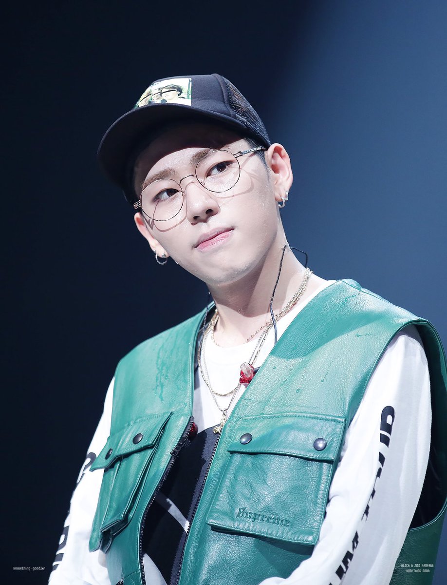 z_somethinggood's tweet photo. 170711 유스케 #블락비 #지코 #우지호 @ZICO92 https://t.co/O3UcnzaKrv