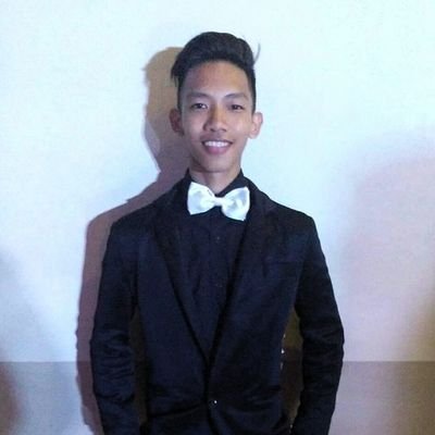 OLFA_Confession's tweet photo. Paul Pang
#OLFACES https://t.co/otBE31O7bB