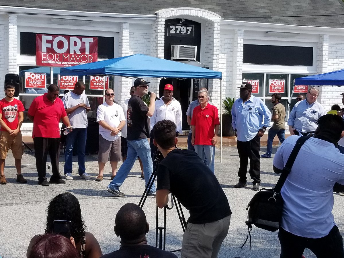 atlpol's tweet photo. Atlanta union's support @fortforatlanta https://t.co/7IVPSL9G3Z